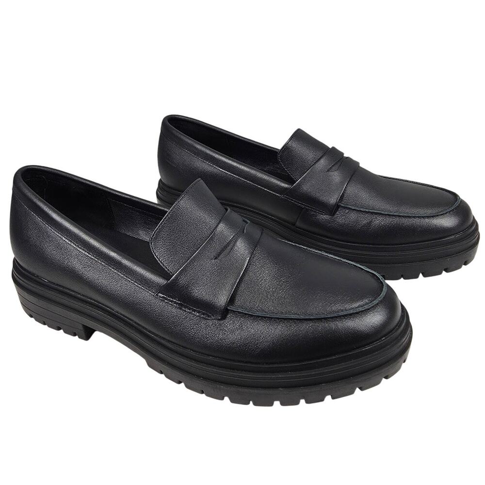 QUINCE ITALIAN LEATHER LOAFERS – WOMEN’S 10 – BLACK – CHUNKY SOLE – SHEEP LINING